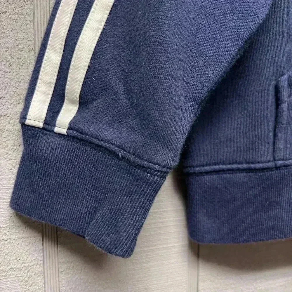 Adidas Girls Navy Blue Zip Up Hooded Jacket Size 5